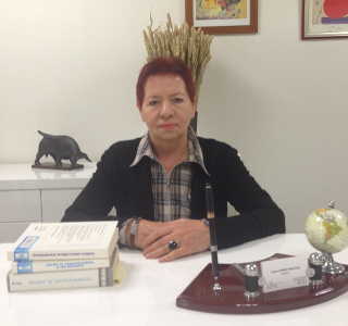 Вера Владимирова Петрова